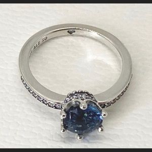 Pandora blue sparkling crown ring